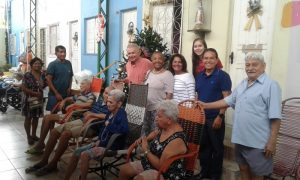 Entrega de donativos na Casa do Idoso 04.02.18