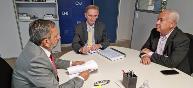 Com o DG do CNJ, Fenajufe busca retomada de atividades do Fórum Permanente Carreira