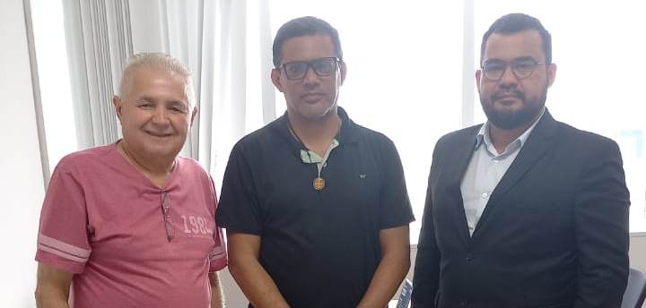 Representantes do SitraAM/RR se reúnem com novo diretor de serviço de pessoal do TRT11