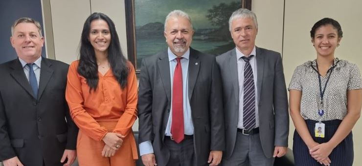 Quintos: Fenajufe busca apoio para sanção ao PL 2342/22 no Ministério da Justiça