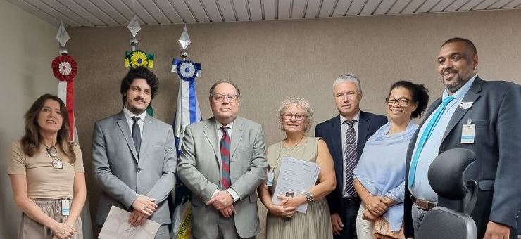 Fenajufe solicita apoio do TRF 1 para resolver questão dos quintos absorvidos na primeira parcela da recomposição salarial