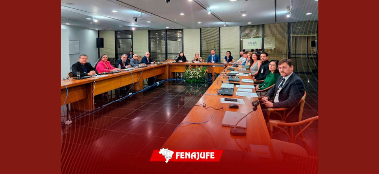 Reunião na PGR frustra expectativas da categoria: proposta limita reajuste a 8% em 2026